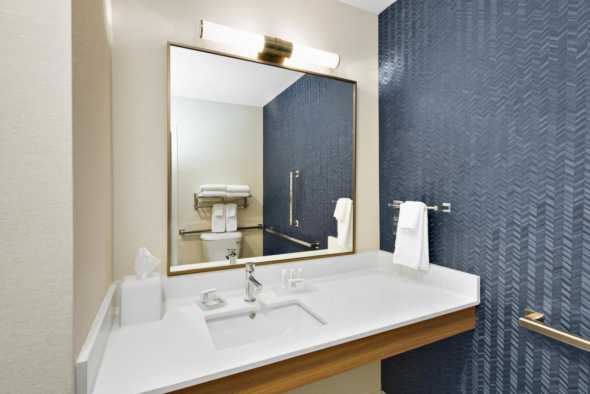 Fairfield Inn & Suites Columbus New Albany Exterior photo